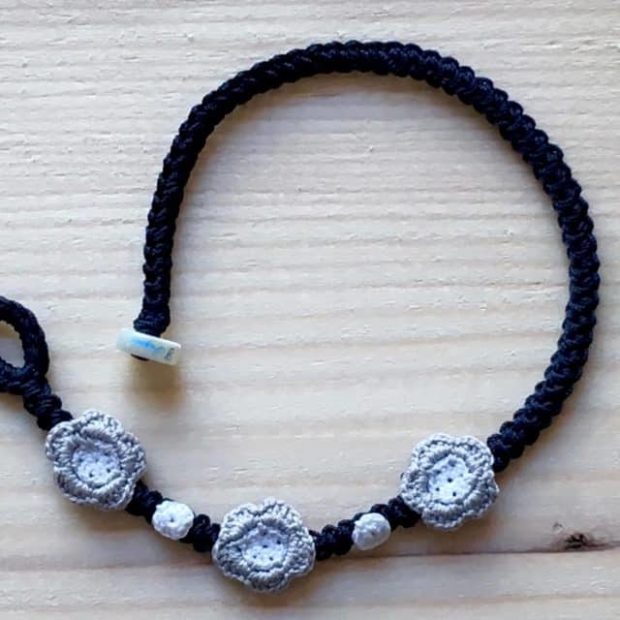 Blaues Armband mit Blume Silber Grau