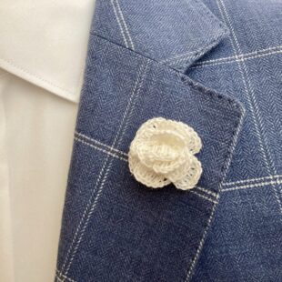 Ansteckblume aus Leinen - Exclusive Crocheting